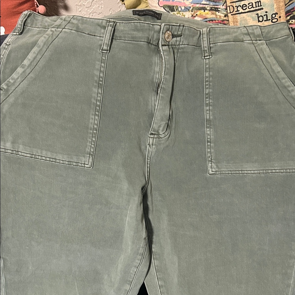 Ladies silver jeans, utility slim crop 33/25 green